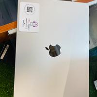 MacBook Air 13 2022 8GB RAM 256GB SSD M2