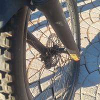KTM MACINA RACE 571