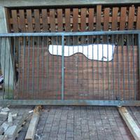 Cancello scorrevole in ferro verniciato