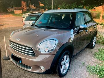 Mini Cooper Countryman TDI 1600 neo patentati , 20
