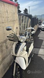 Kymco People One 125i