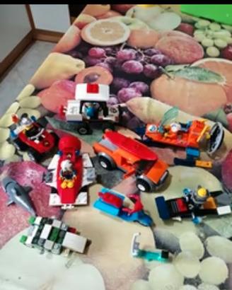 LEGO MOTO AUTO BICICLETTE E PERSONAGGI