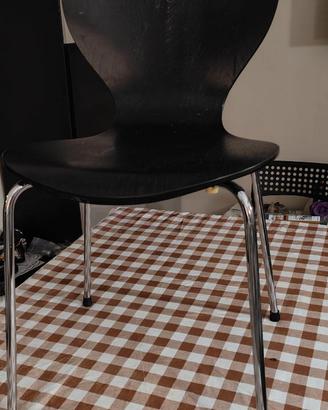 Sedie in legno e acciaio usate
