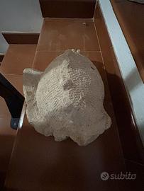 Scultura in pietra forma conchiglia