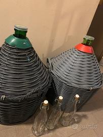60 Bottiglie vetro bianco  2 damigiane  da 54 lt