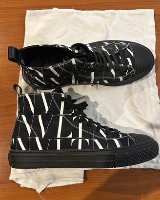 Valentino scarpa