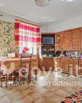 Appartamento di 60 m² con 2 locali e posto auto a 