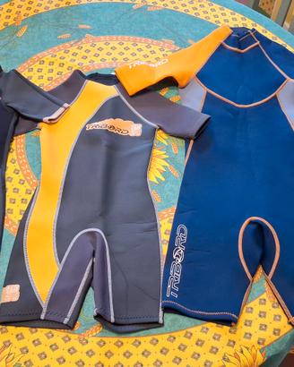 Muta snorkeling bambino