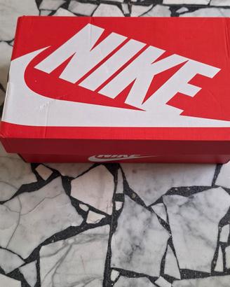 NIKE DUNK LOW JP QS