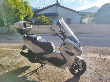 scooter Malaguti Madison 125