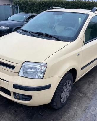 Ricambi usati per Fiat Panda 1.2 benz 2010