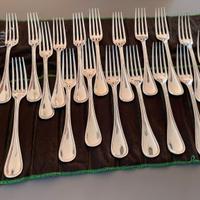 ervizio posate Christofle Albi da 86 pz. in lega a