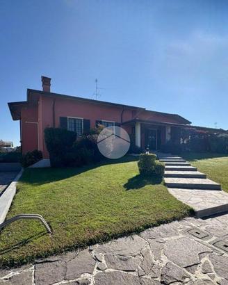VILLA SINGOLA A TRENZANO