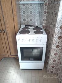 Piano cottura e forno elettrici De Longhi Smart 