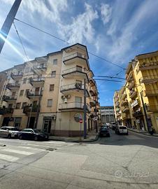Locale commerciale in via guarini