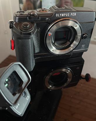OLYMPUS PEN EP5 + VF4