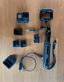GO PRO HERO7 black accessoriata