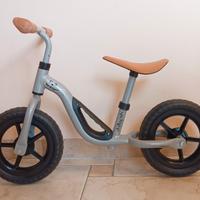 Bicicletta senza pedali 10'' marca Chillafish.
