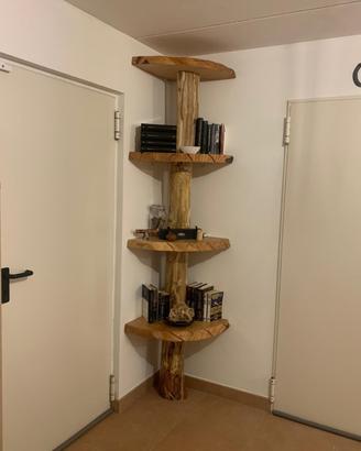 Lavorazione artigianale con legno pregiati
