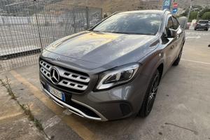 Mercedes GLA 200 d Automatic Sport