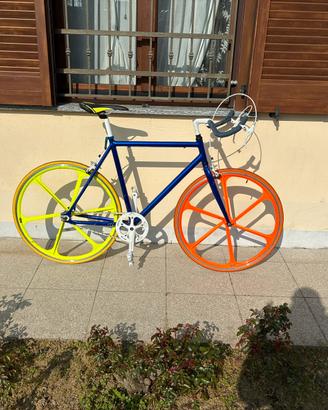 Bici scatto fisso