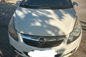 Opel corsa neopatentati