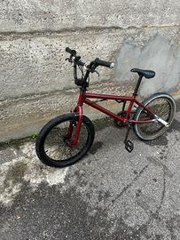 bicicletta BMX