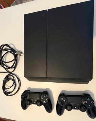 ps4 + in perfette condizioni