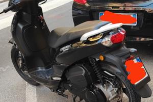 Peugeot Tweet 125 - 2022