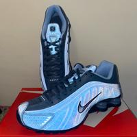 Shox R4 obsidian alluminium 44