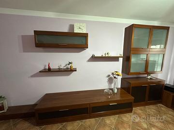 Parete soggiorno moderna | Ante Massello