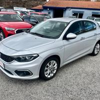 Fiat Tipo 1.3 Mjt 5P ALCANTARA-RADAR-NAVI