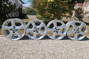 Cerchi in legaMSW by OZ 7x16 ET20-4x108
ET20-4x108