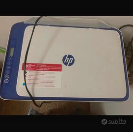 Stampante HP Wi-Fi bianco e nero e a colori