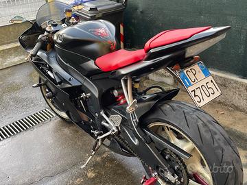 R6 2006 con motore 2.000km