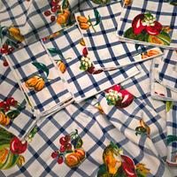 TOVAGLIA RETTANGOLARE A QUADRETTI  CON FRUTTA x 12