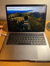 MacBook Pro+ Magic Mouse