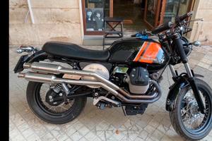 Moto Guzzi v7 Special scrambler