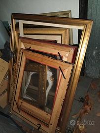 10 cornici in legno grandi stock