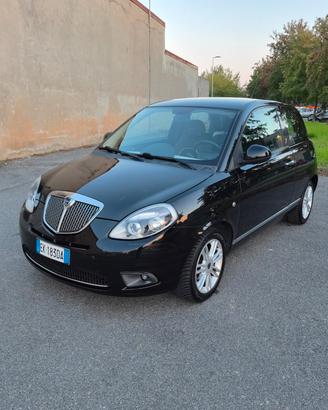 Lancia Ypsilon 1.2 69 CV Platinum