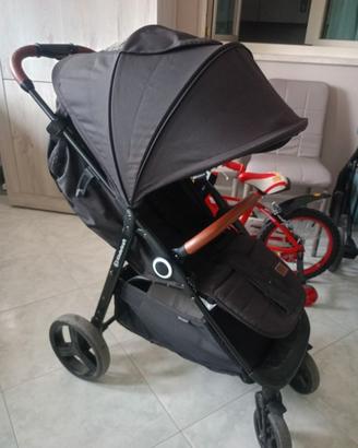PASSEGGINO  PER  BAMBINI