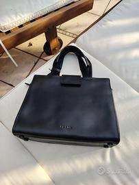 Borsa in pelle nera Prada