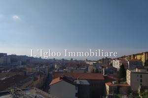 Panoramico PICCOLO ATTICO DA RISTRUTTURARE