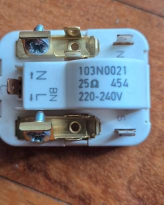 Rele' per frigo tipo Danfoss 220 volt
