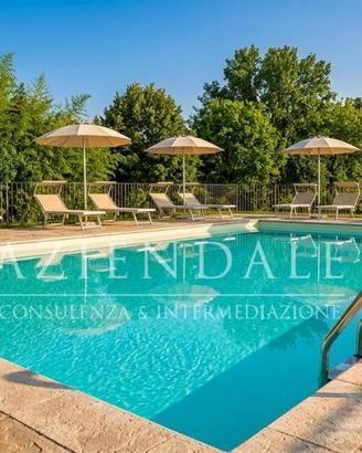 Immobile di 700 m² con più di 5 locali a Bardolino