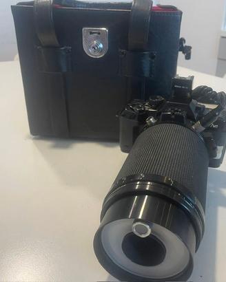 Contax 167 MT con ottica Yashica medical 100 DX
