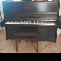 PIANOFORTE VERTICALE MARCA PETROF.