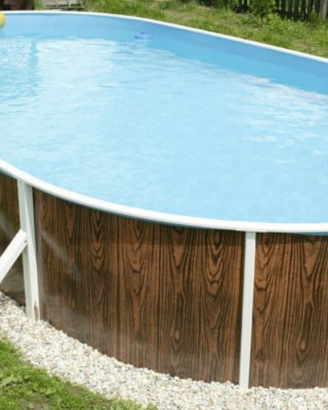 Piscina fuoriterra ovale effetto legno