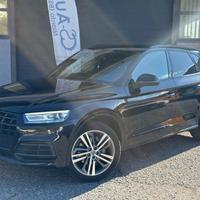 AUDI Q5 40 2.0 TDI S-LINE BLACK EDITION