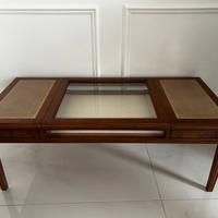 Tavolino in legno pregiato